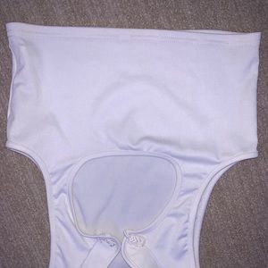 White trendy crop top